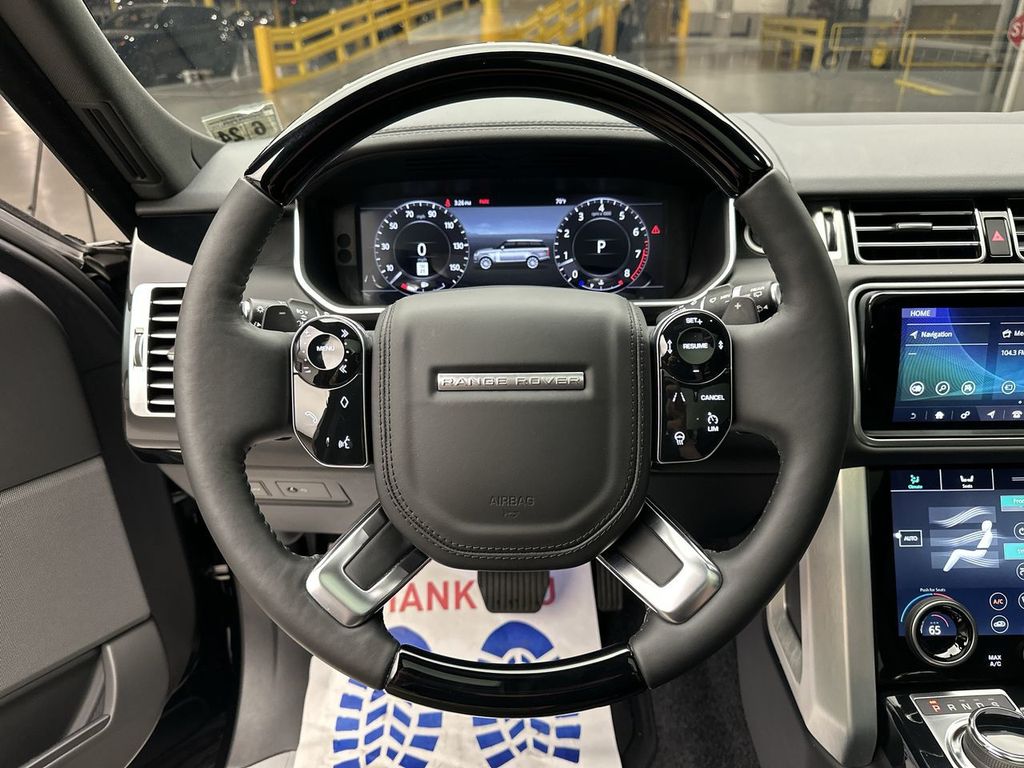 Thumbnail: 2019 Land Rover Range Rover - 23
