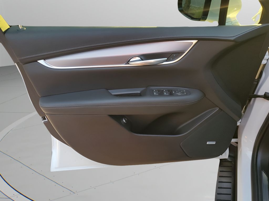 Used Car 2023 Cadillac Xt5  Luxury For Sale Under $35,000 In Austin, Texas