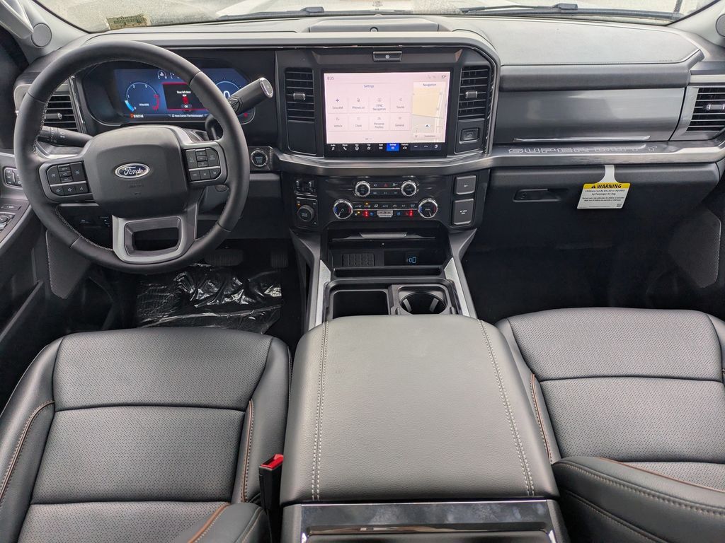 2025 Ford F-550 Chassis LARIAT