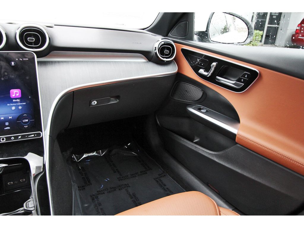 2025 Mercedes-Benz C-Class C 300 - 9