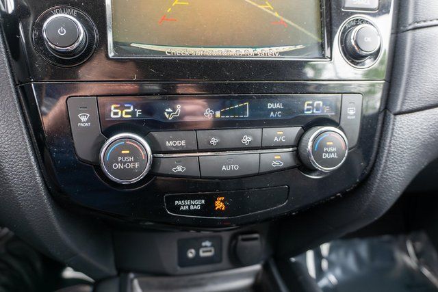 2019 Nissan Rogue SV Black at Bob Ruth Ford
