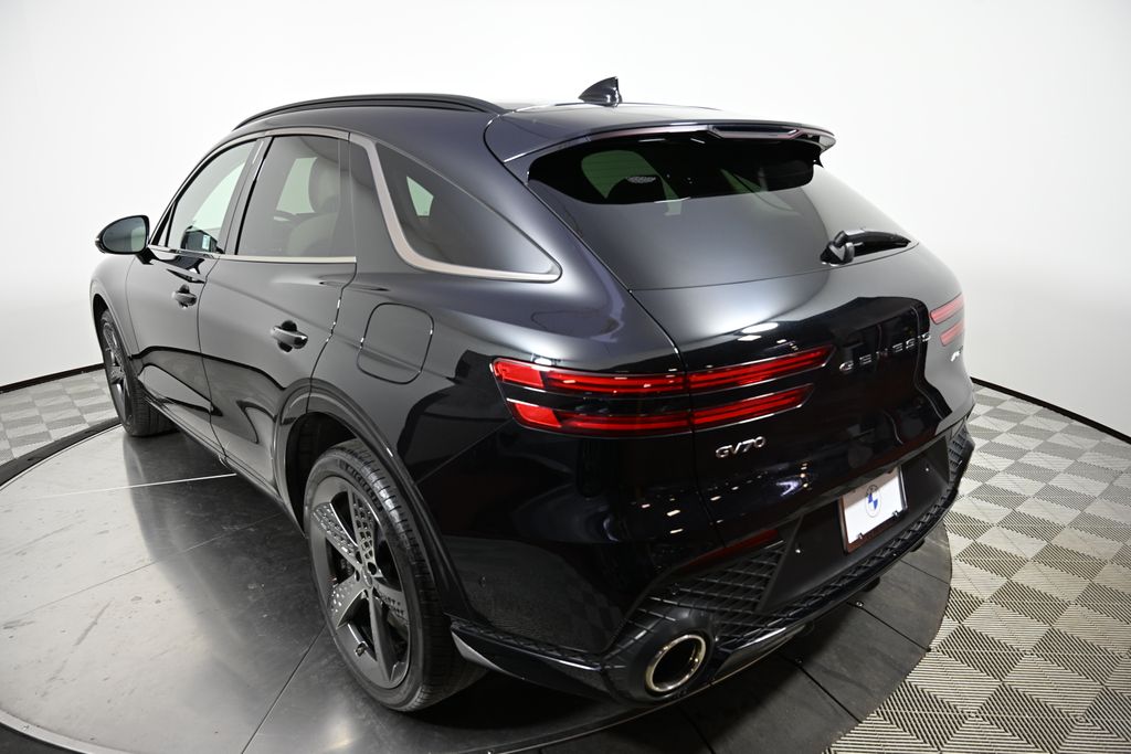 2024 Genesis GV70 Sport 3