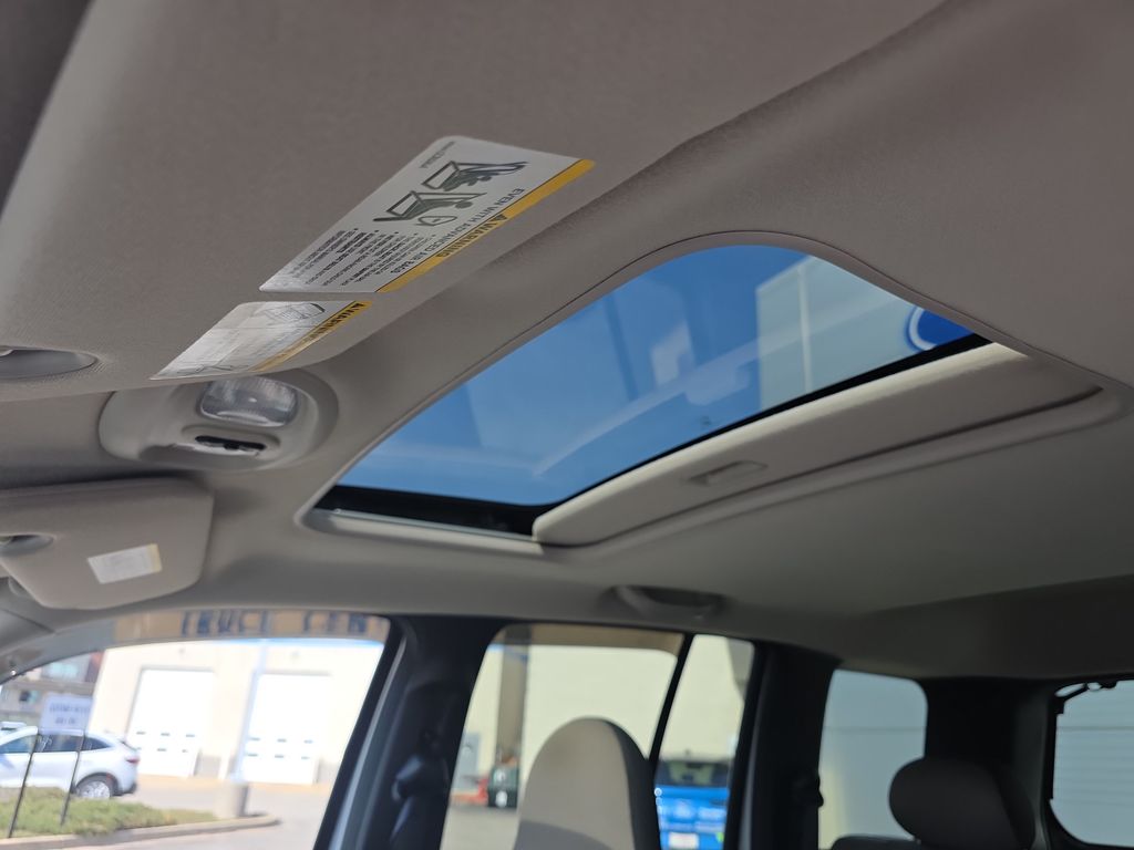 Used 2004 Silver Jeep Sport image 19