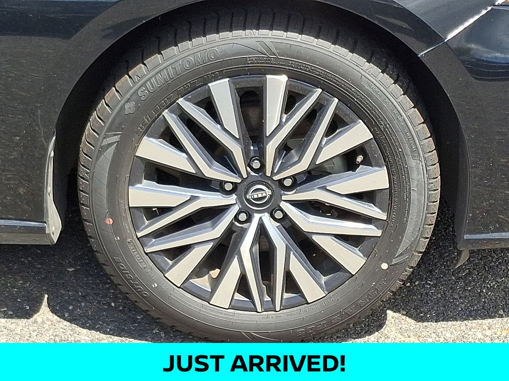 Used 2023 Nissan Altima Sedan