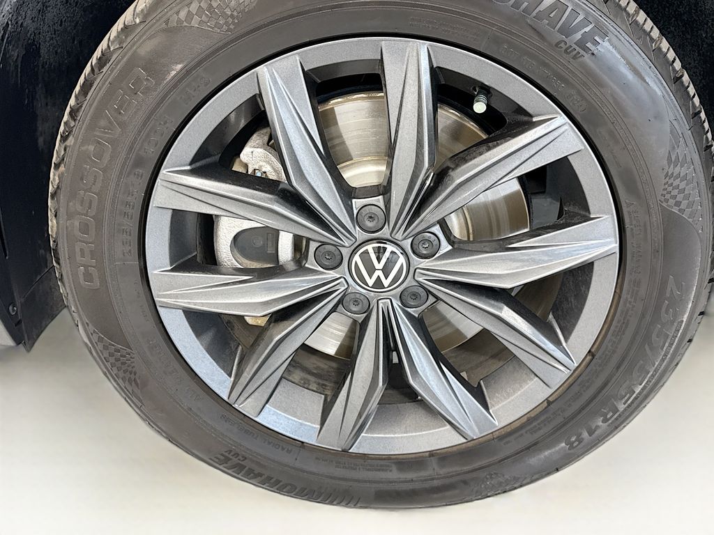 Thumbnail: 2022 Volkswagen Tiguan - 31