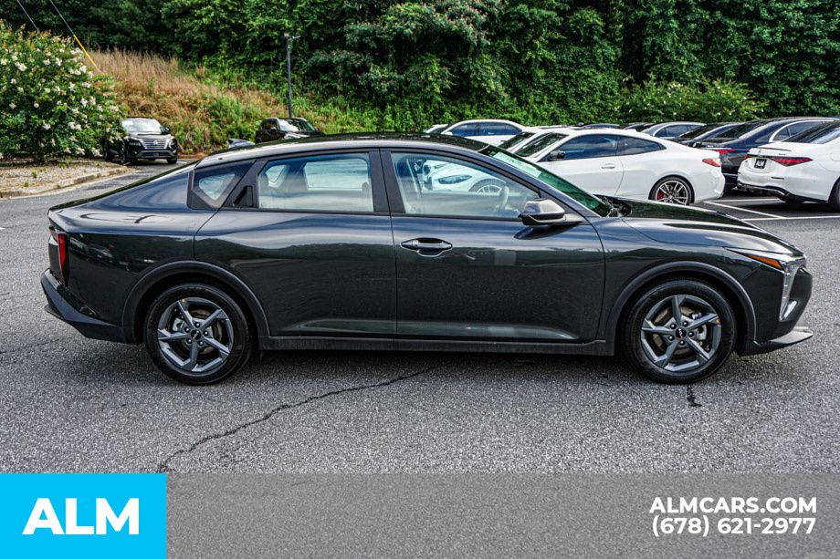 Used 2025 Gray Kia LXS image 9
