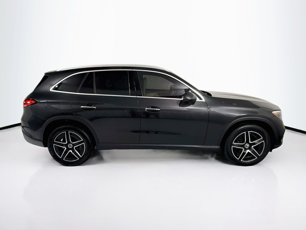 New 2027  Mercedes-Benz GLC 300 image 4