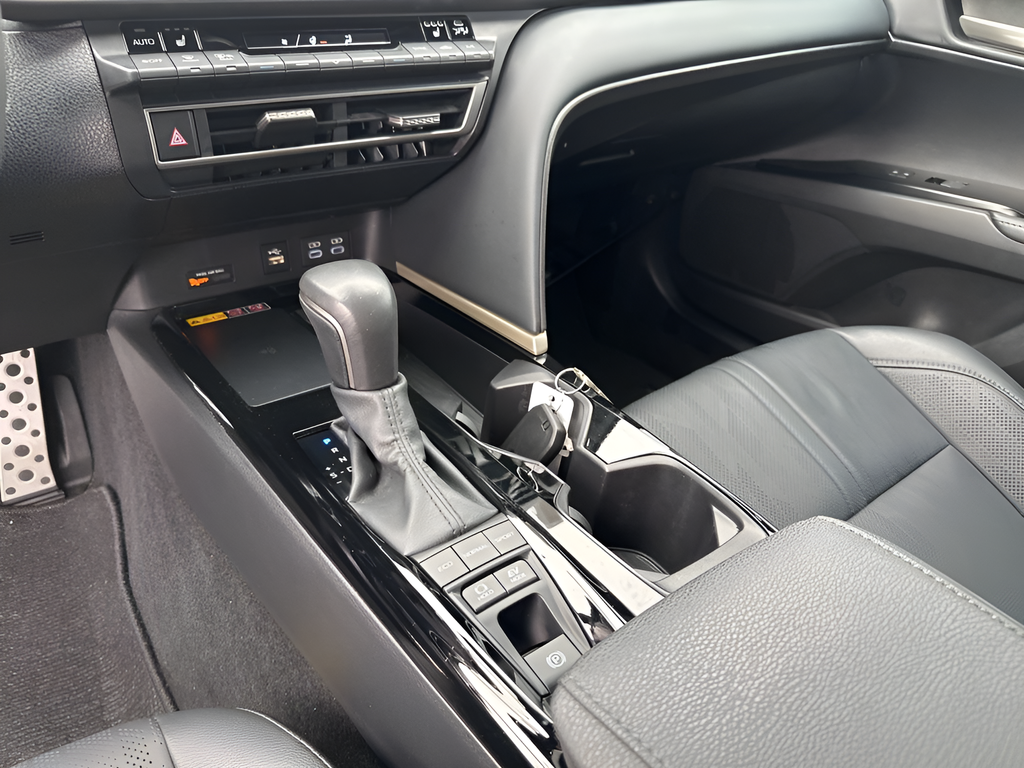 Used Car 2025 Toyota Camry  Xse For Sale Under $35,000 In Austin, Texas