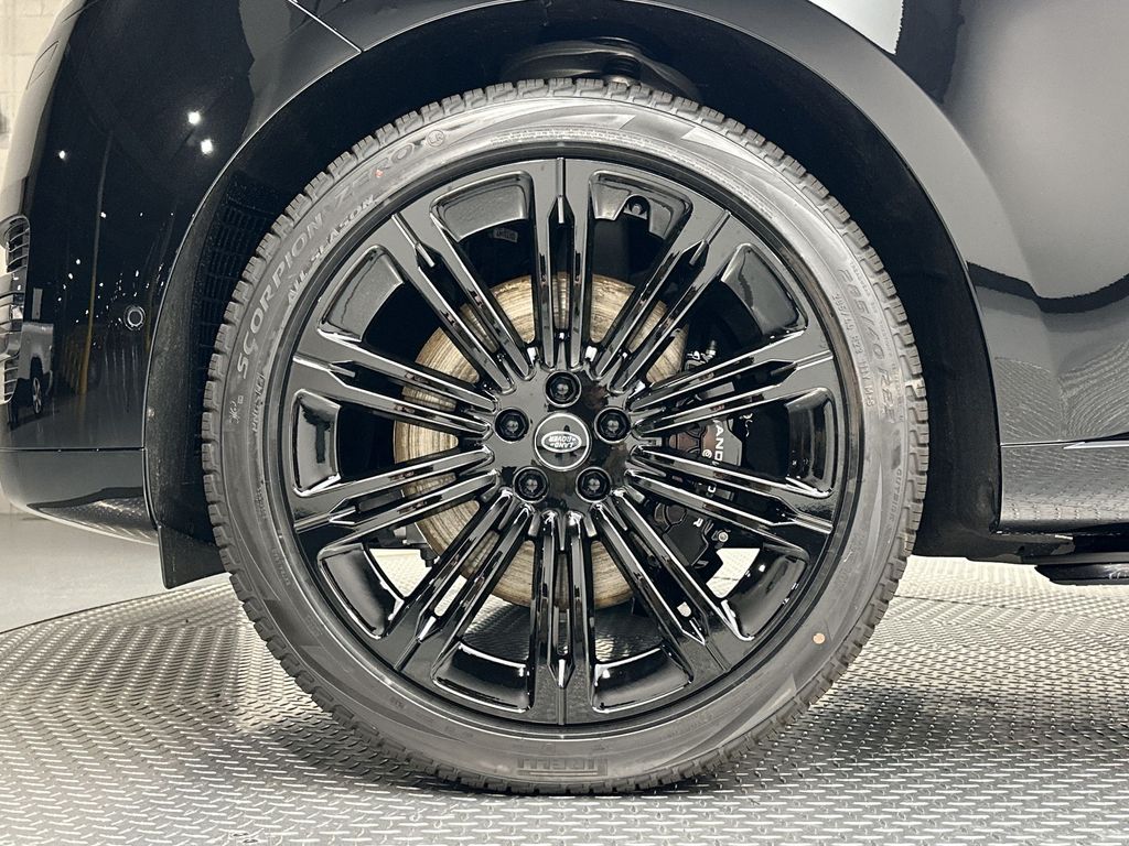 Thumbnail: 2023 Land Rover Range Rover - 2