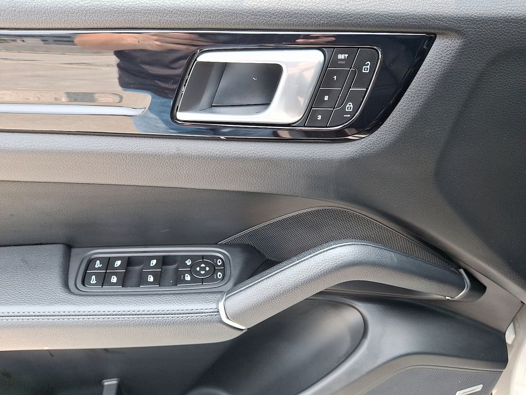 2022 Porsche   14