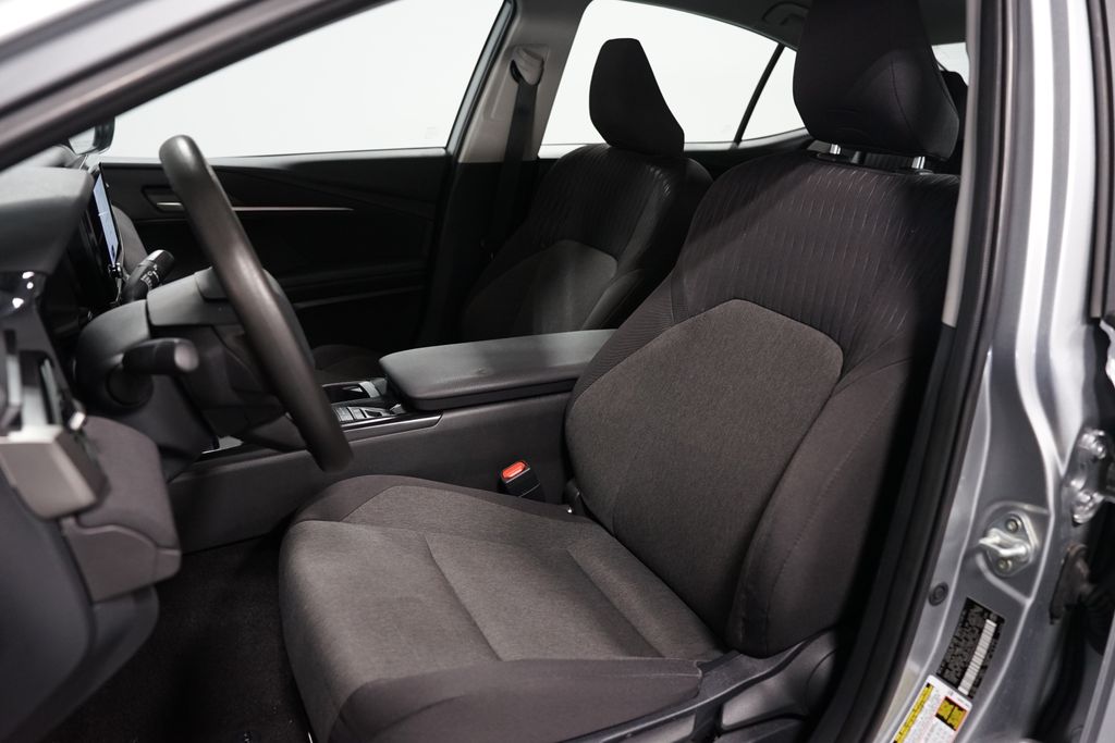 Thumbnail: 2025 Toyota Camry - 6