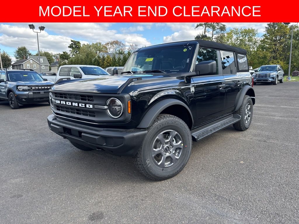Shadow Black 2025 Ford Bronco Big Bend 4-Door 4WD SUV / Crossover Four-Wheel Drive Automatic