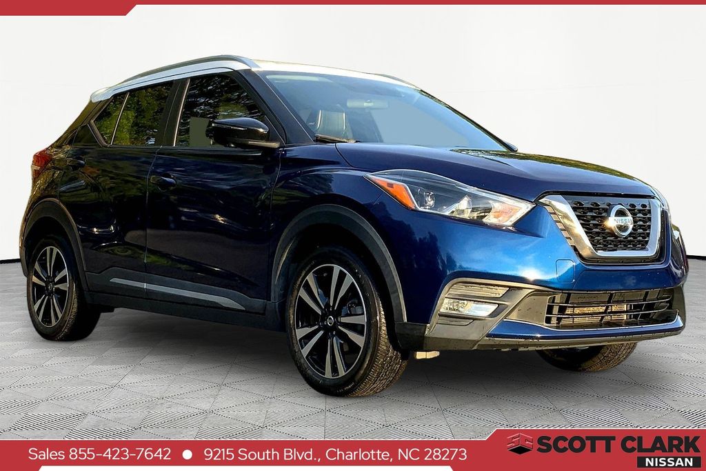 2019 Nissan Kicks SR