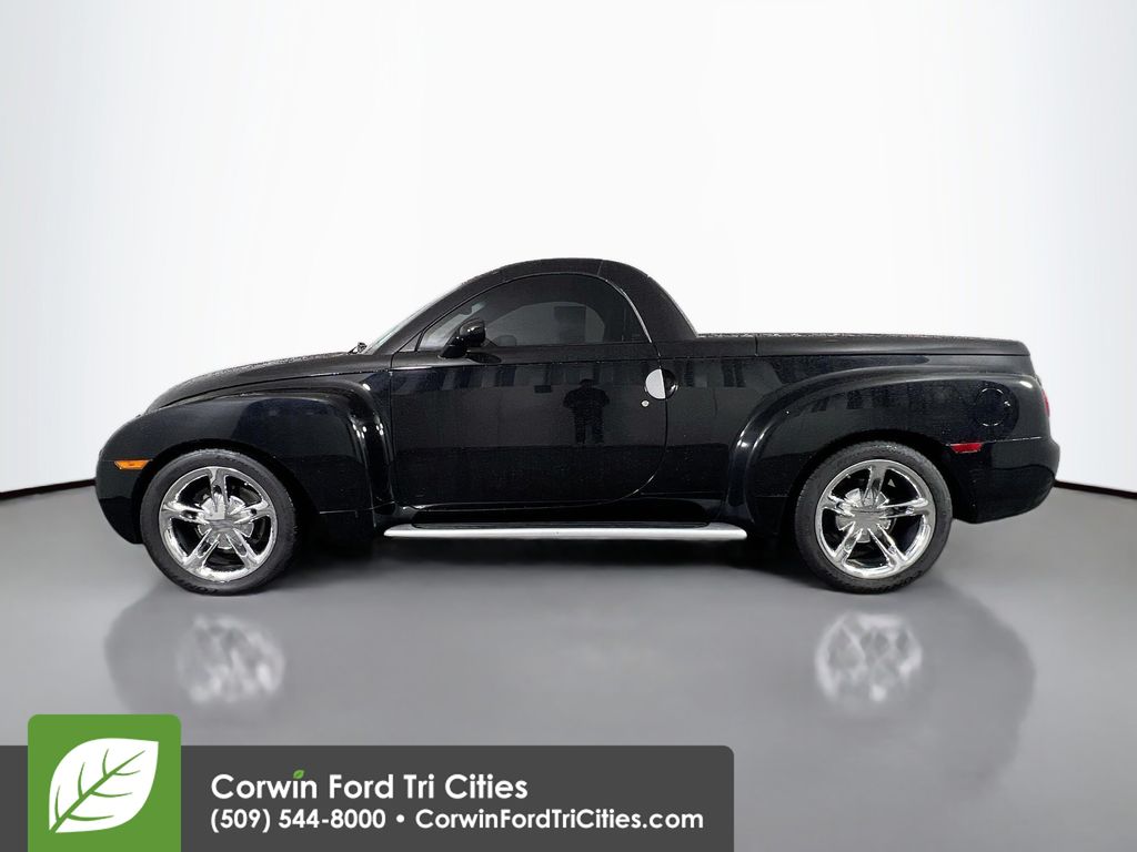 View vehicle photo 6