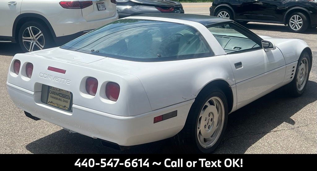 1993 Chevrolet Corvette Base - Image 5
