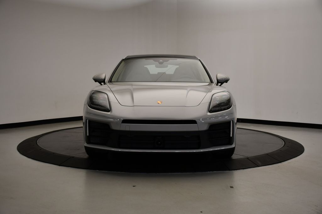 Thumbnail: 2025 Porsche Panamera - 10