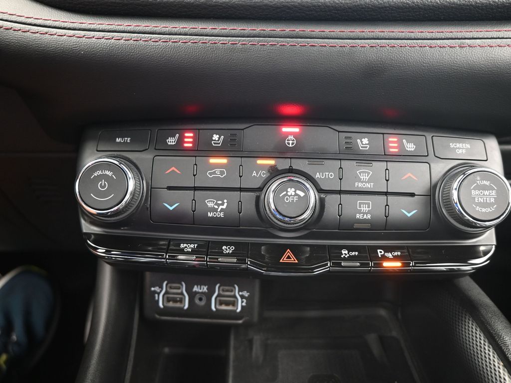 Used 2022 DB Black Crystal Clearcoat Dodge R/T image 24