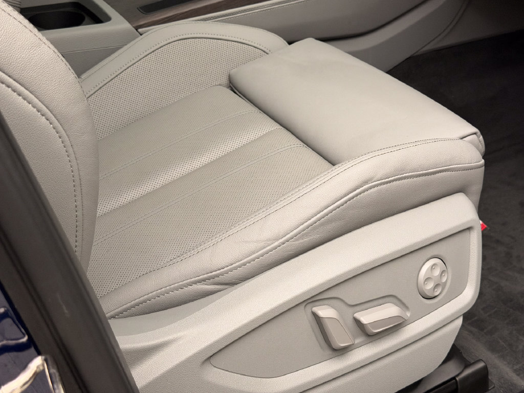 Thumbnail: 2023 Audi Q5 - 11