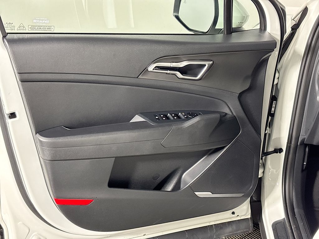 2026 Kia Sportage Hybrid S