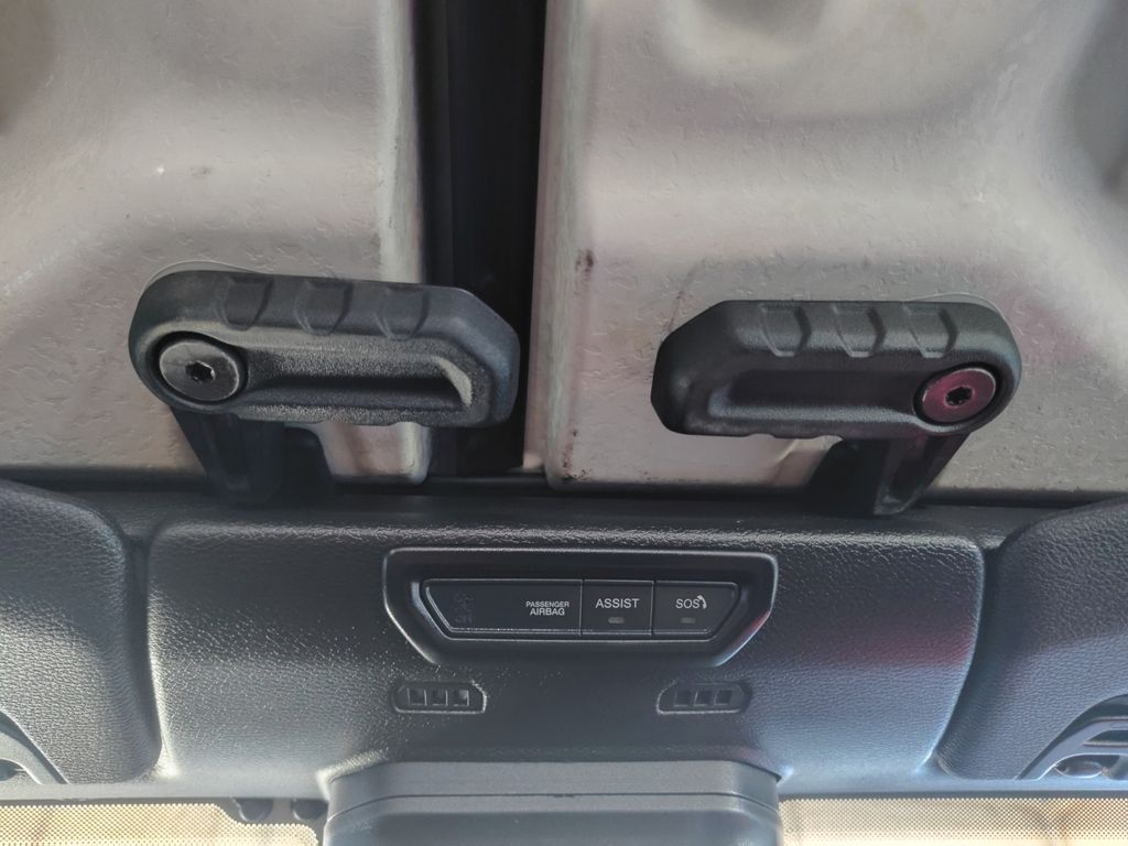 Used Car 2021 Jeep Gladiator  Rubicon For Sale Under $35,000 In Austin, Texas