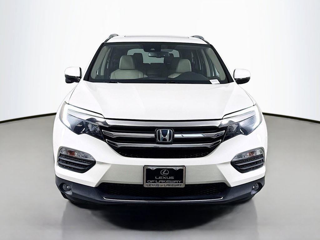 Thumbnail: 2017 Honda Pilot - 2