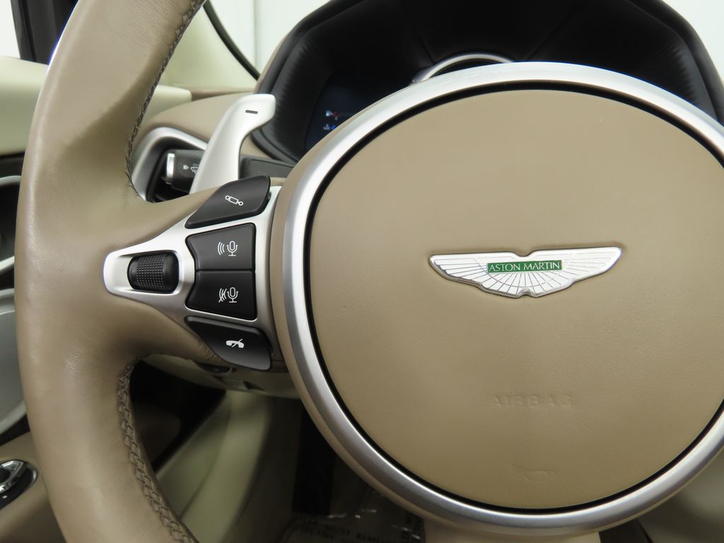 Thumbnail: 2019 Aston Martin DB11 - 11