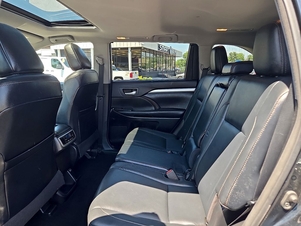 2017 Toyota Highlander