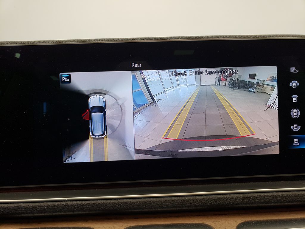 Thumbnail: 2023 Mercedes-Benz GLE - 15