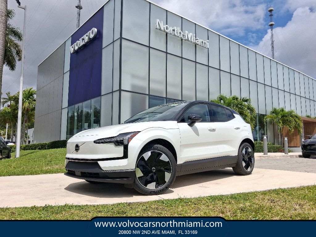 2026 Volvo EX30 Twin Motor Performance Plus