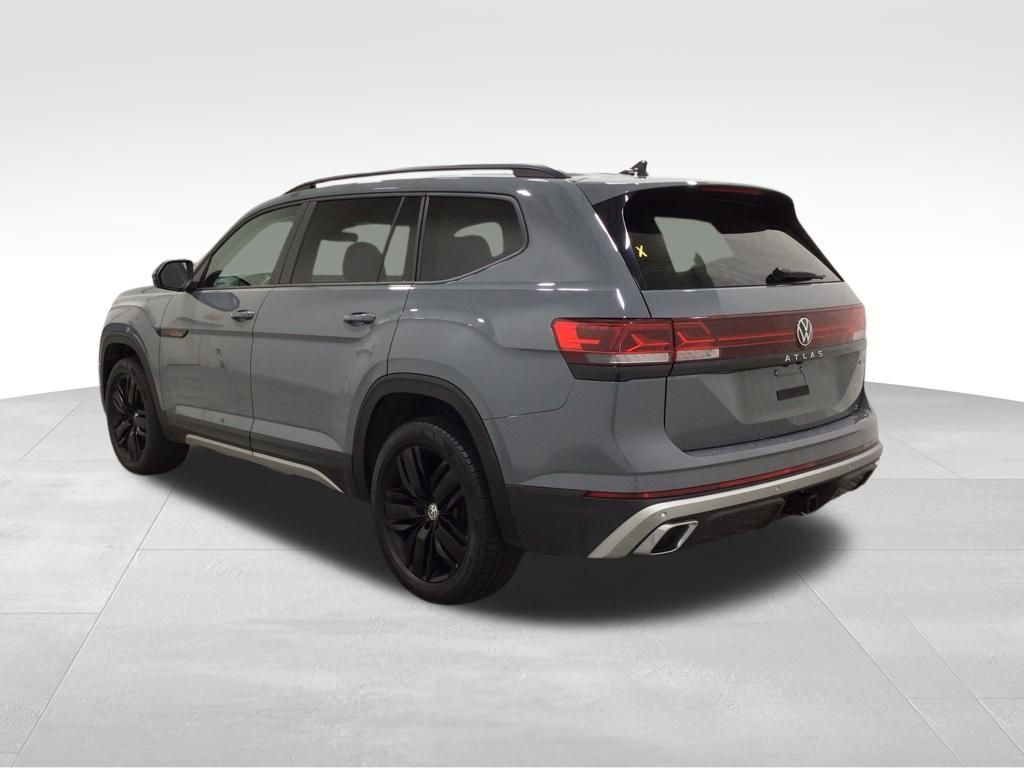 Used 2024 Volkswagen Atlas SUV