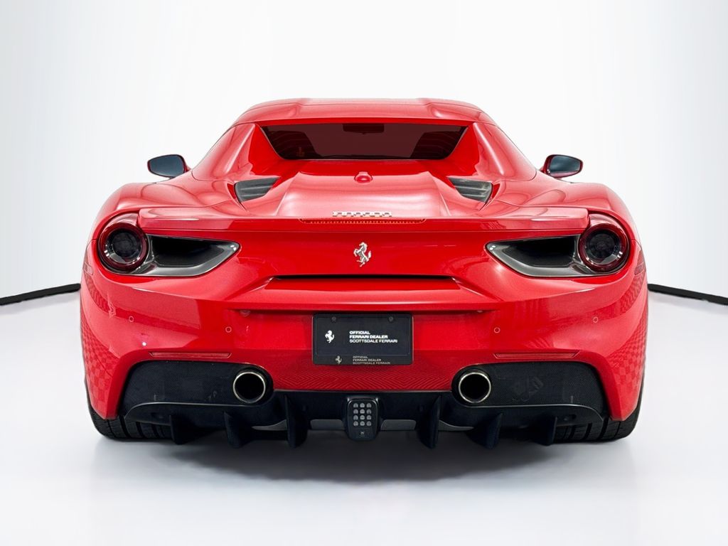Thumbnail: 2019 Ferrari 488 - 14