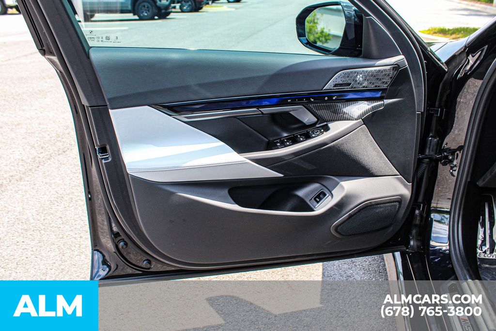 Used 2026 Black BMW Base image 40