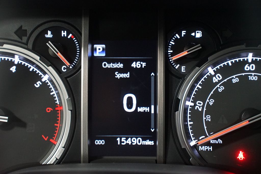 Thumbnail: 2024 Toyota 4Runner - 17