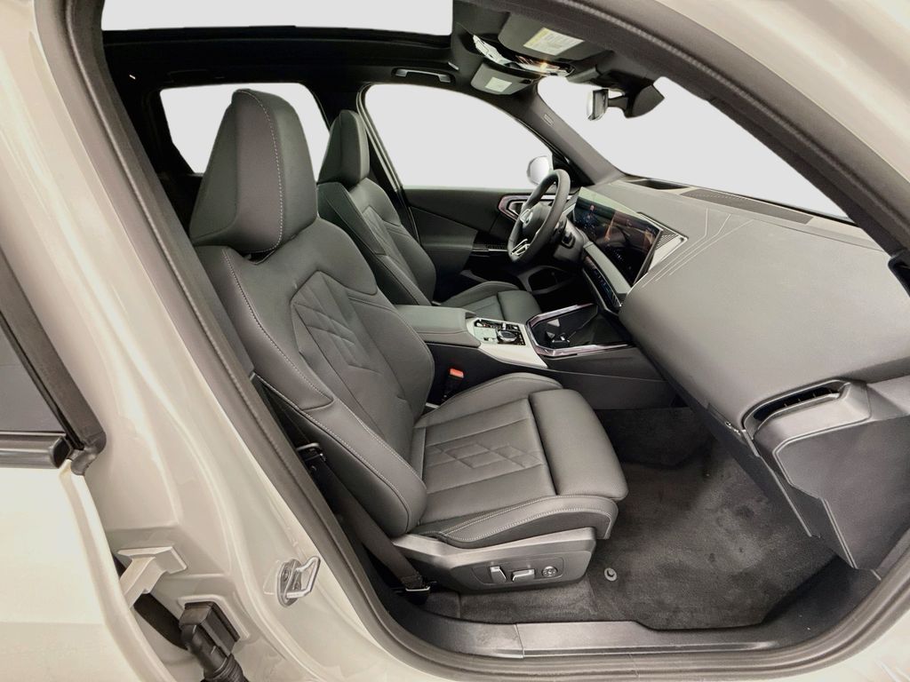 Thumbnail: 2026 BMW X3 - 18