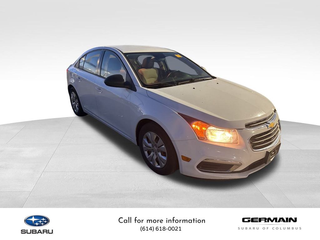 2016 Chevrolet Cruze LS photo 3