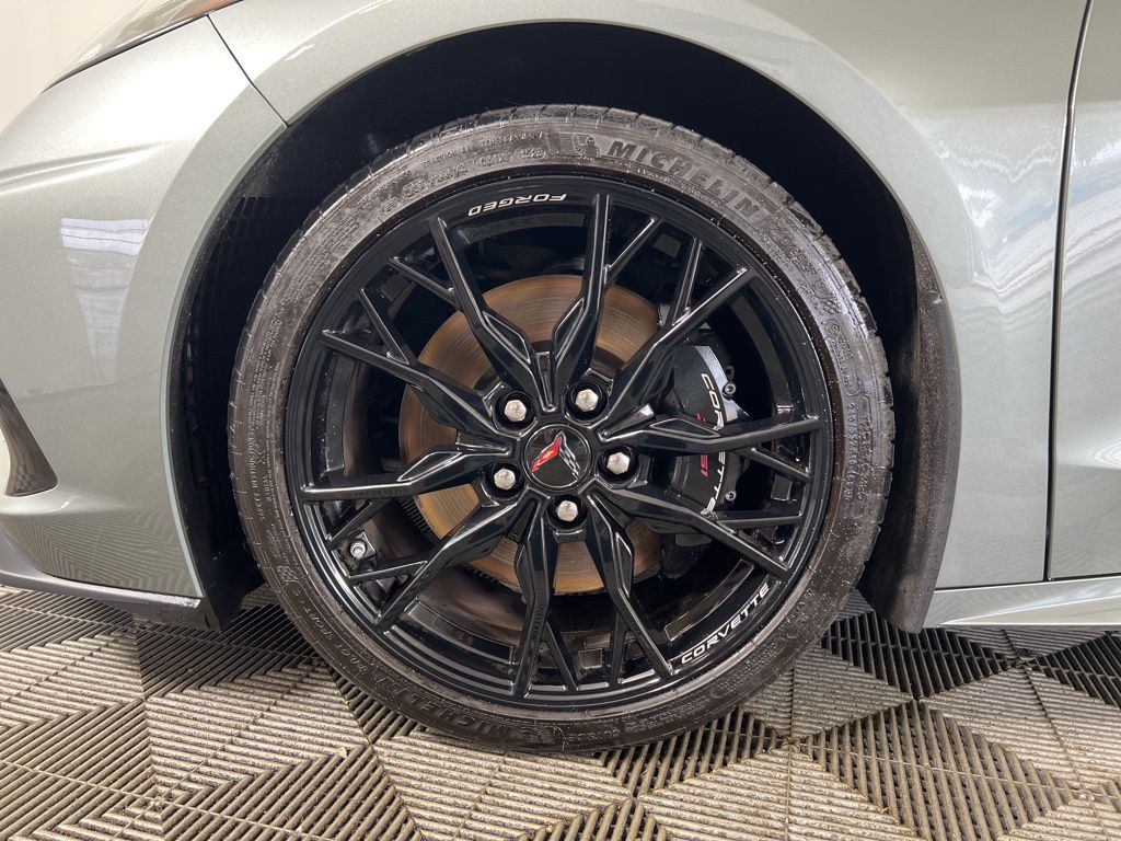 Used 2023 Gray Chevrolet Stingray image 13