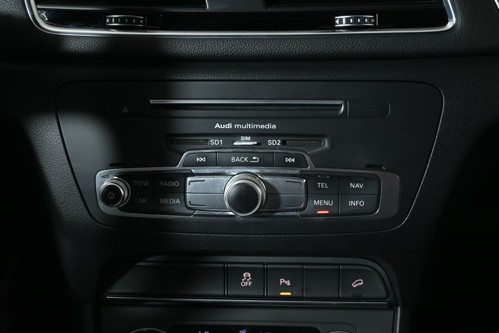 Thumbnail: 2016 Audi Q3 - 22