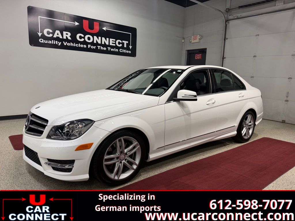 White 2014 Mercedes-Benz C-Class Sedan 7-Speed Automatic