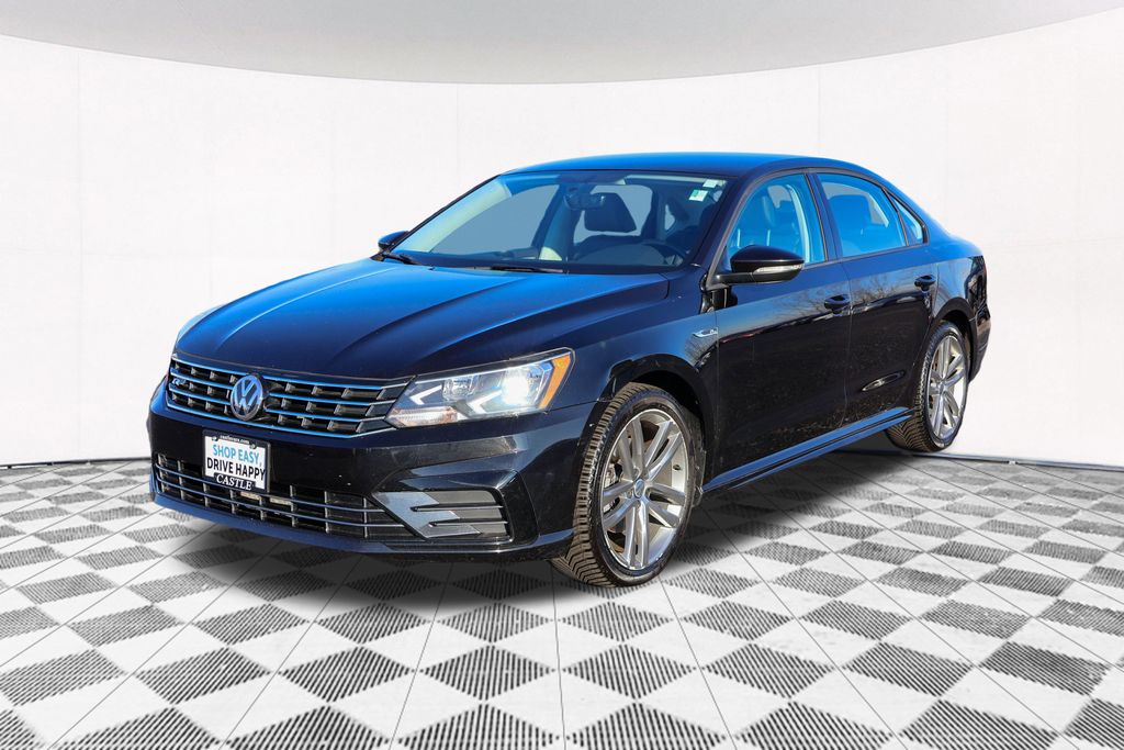 2018 Volkswagen Passat 2.0T R-Line 12