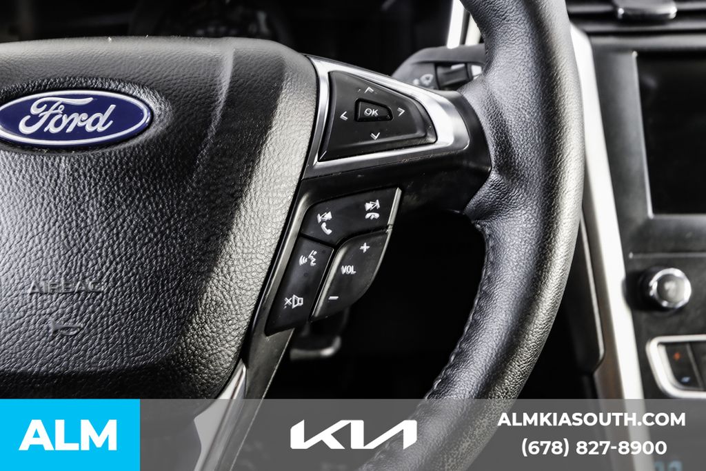 2020 Ford Fusion SEL photo 22