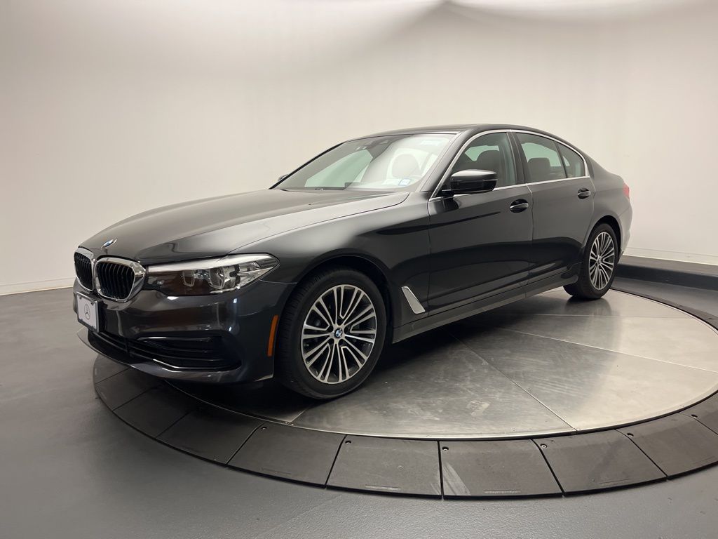 Thumbnail: 2019 BMW 5 Series - 3