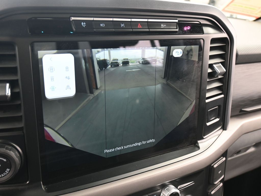 Used 2024 Red Metallic Ford XLT image 28