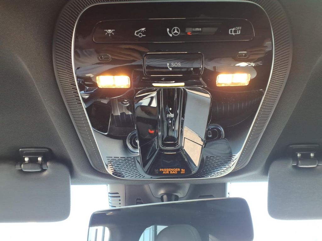 New 2026 Black Mercedes-Benz GLC 300 image 25