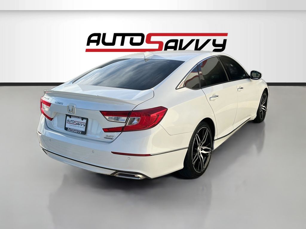 Used 2022 White Honda Touring 2.0T image 7