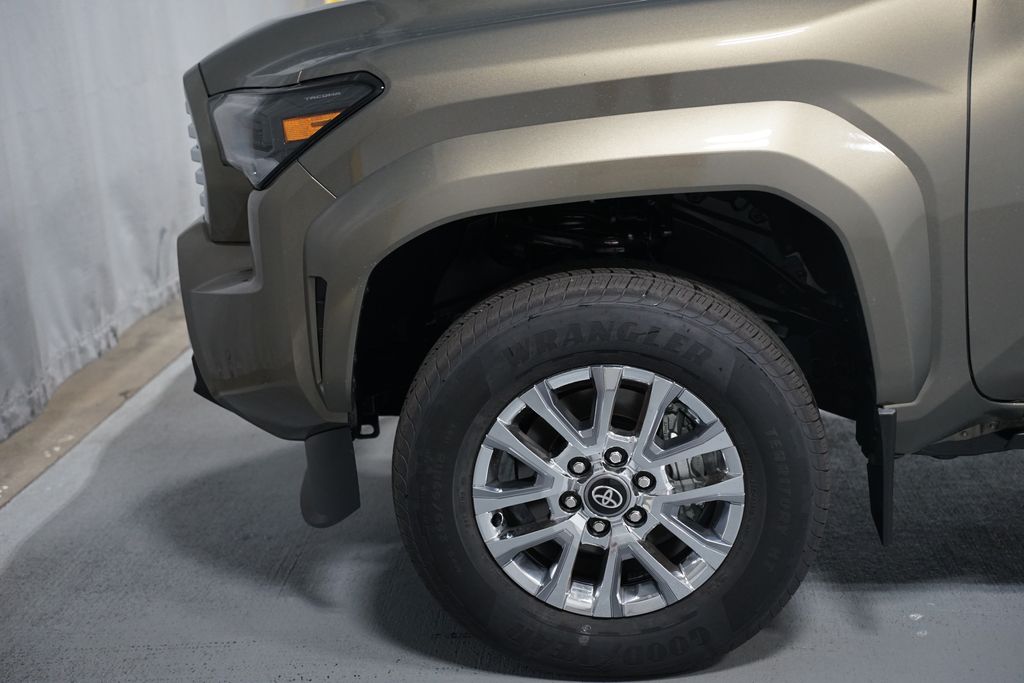 Thumbnail: 2025 Toyota Tacoma - 5