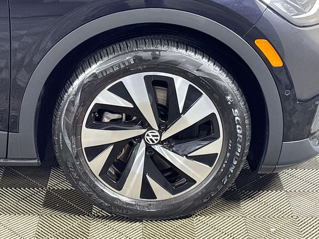 2023 Volkswagen ID.4 Pro