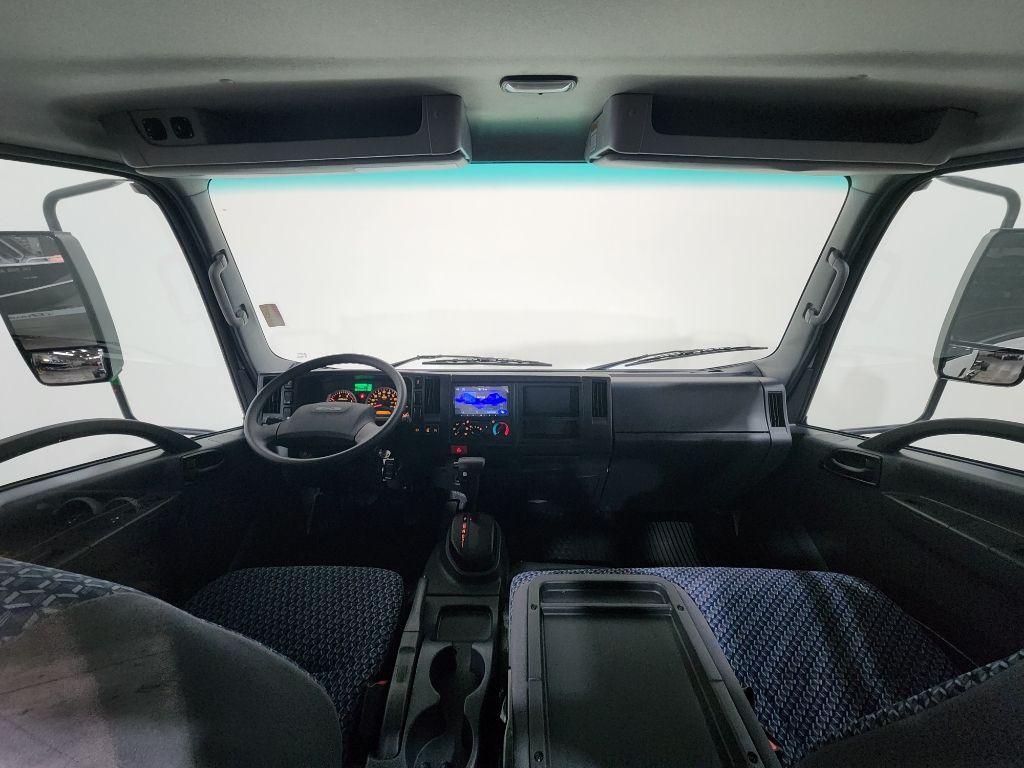 2024 Chevrolet 5500 HD LCF Diesel DRY VAN BODY