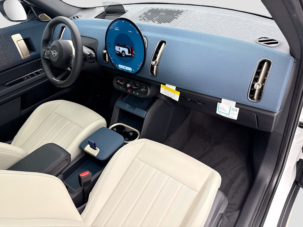 Thumbnail: 2027 MINI Cooper Countryman - 17