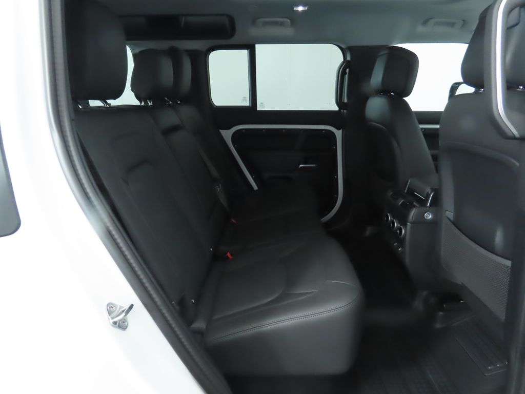 Thumbnail: 2025 Land Rover Defender - 24
