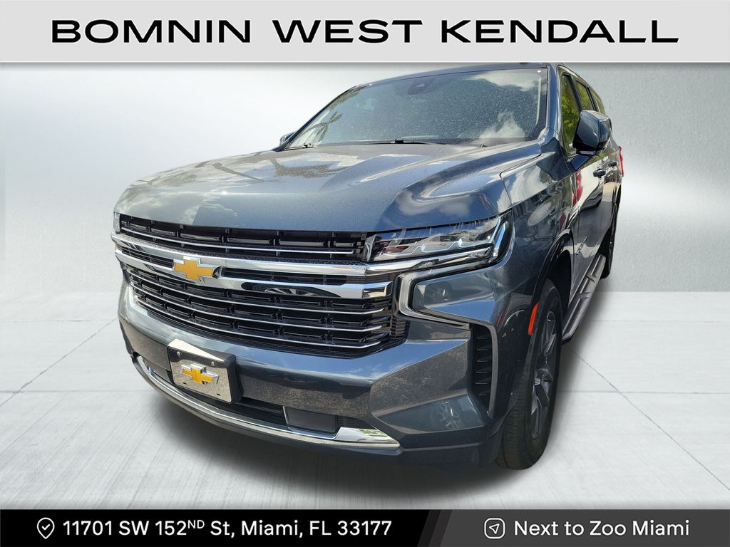 2021 Chevrolet Suburban LT photo